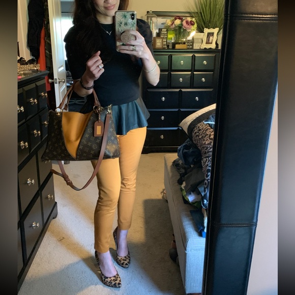 Louis Vuitton Handbags - Louis Vuitton V Tote Monogram Canvas and Saffron Leather MM